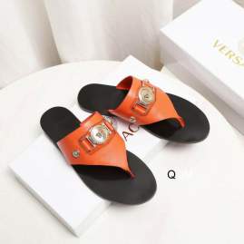 Picture of Versace Slippers _SKUVersacesz35-40JM040142